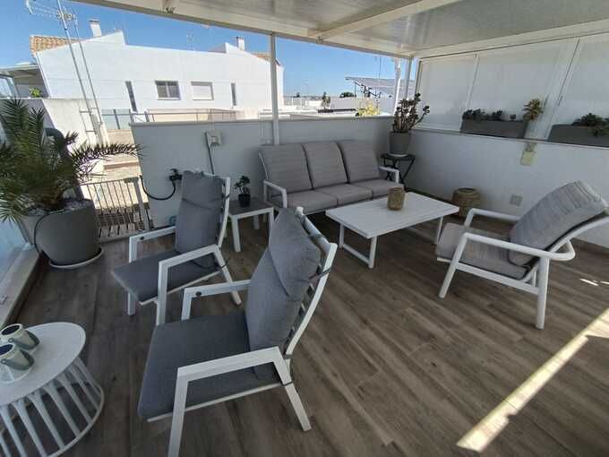 Image No.13-2 Bed Villa for sale