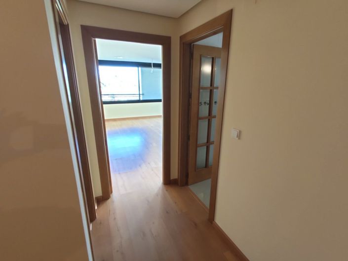 Image No.15-3 Bed Apartment for sale