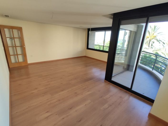 Image No.2-3 Bed Apartment for sale