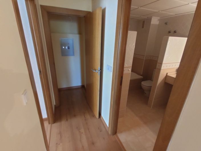 Image No.9-3 Bed Apartment for sale