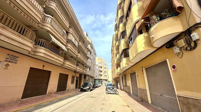 Image No.3-Maison de 4 chambres à vendre à Torrevieja