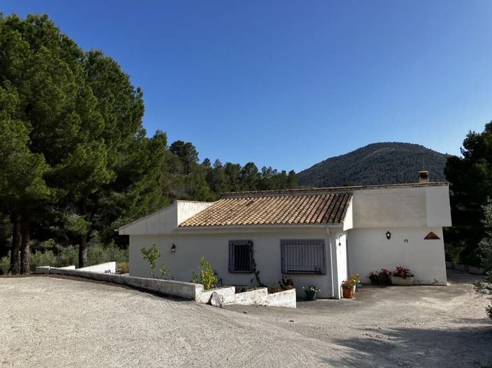Image No.37-3 Bed Villa for sale