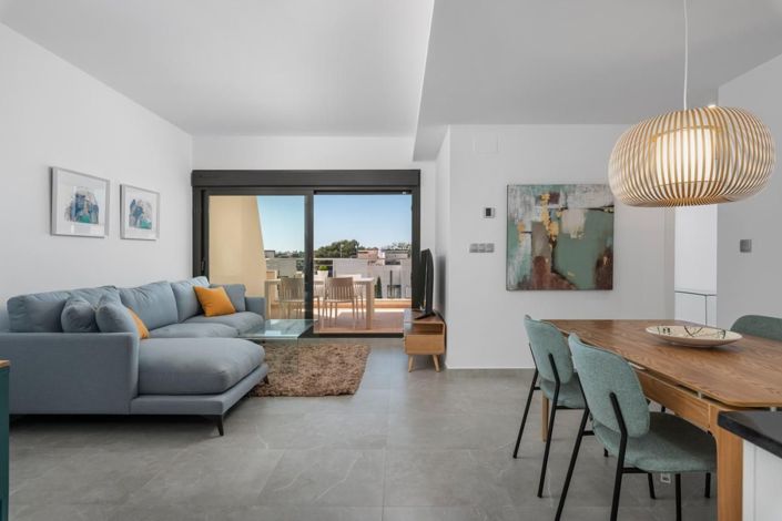 Image No.16-2 Bed Apartment for sale