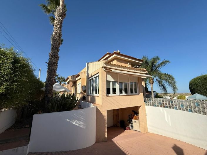 Image No.23-3 Bed Villa for sale