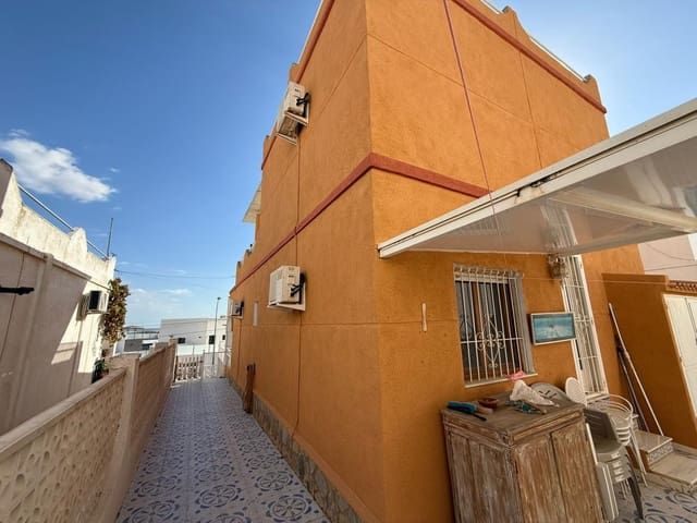 Image No.6-3 Bed Villa for sale