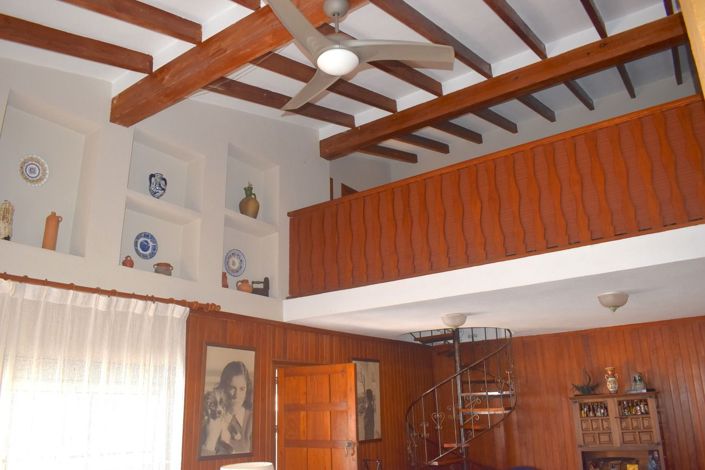 Image No.15-6 Bed Villa for sale