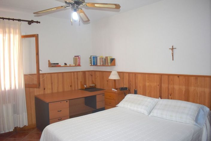 Image No.16-6 Bed Villa for sale