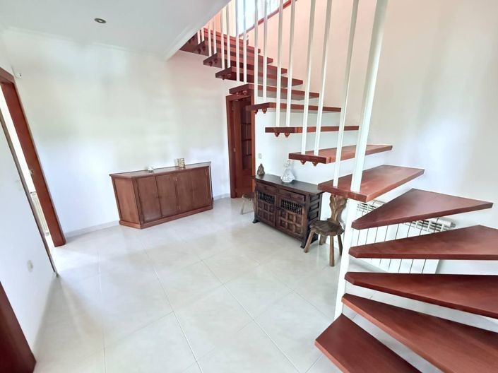 Image No.40-5 Bed Villa for sale