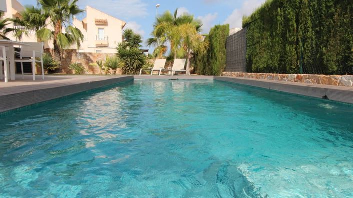 Image No.12-3 Bed Villa for sale