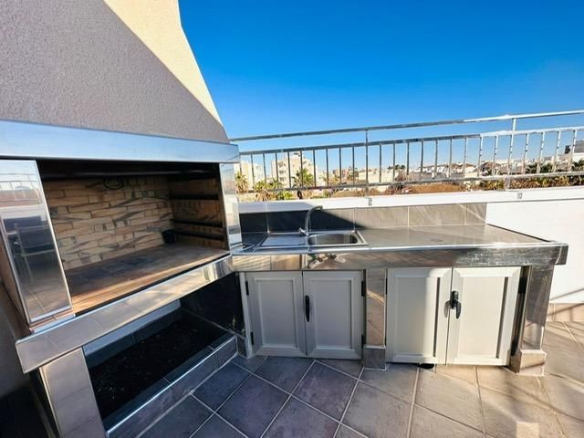 Image No.22-3 Bed Apartment for sale