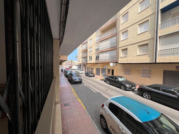 Image No.19-3 Bed Apartment for sale