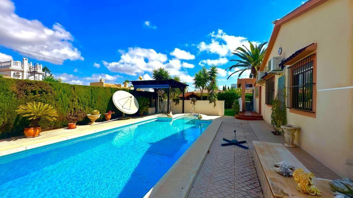 Image No.14-3 Bed Villa for sale