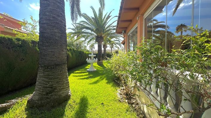 Image No.27-3 Bed Villa for sale