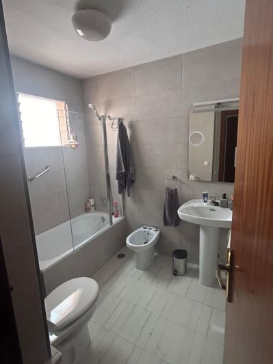 Image No.14-3 Bed House for sale