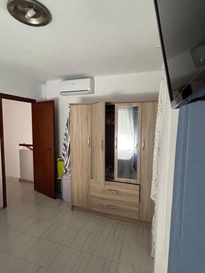 Image No.19-3 Bed House for sale