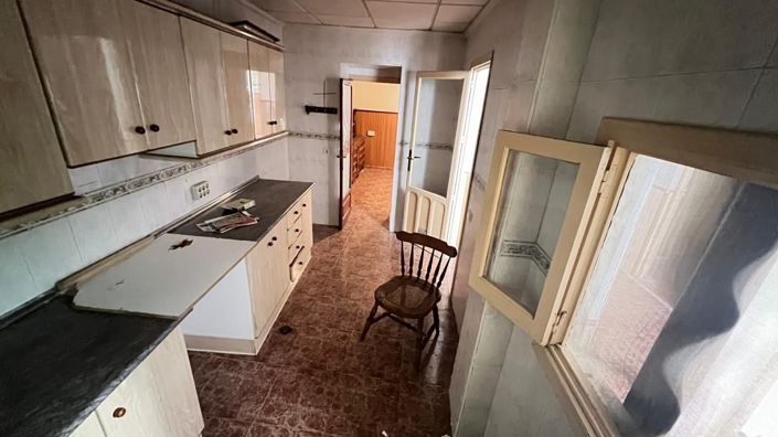 Image No.13-4 Bed Apartment for sale