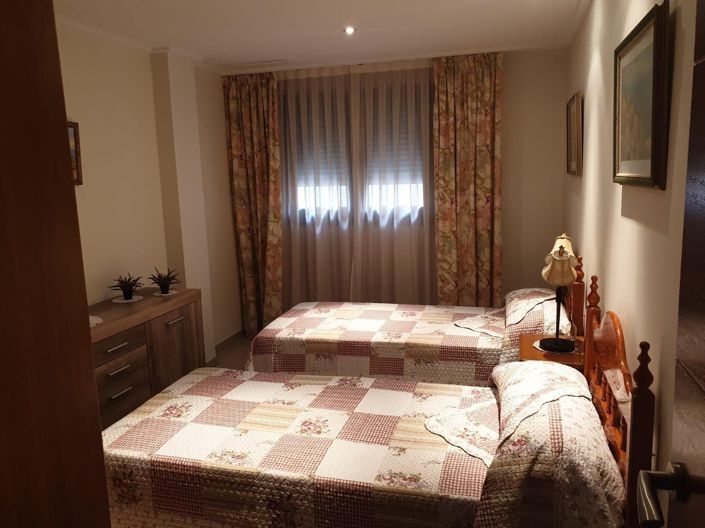 Image No.21-3 Bed Apartment for sale