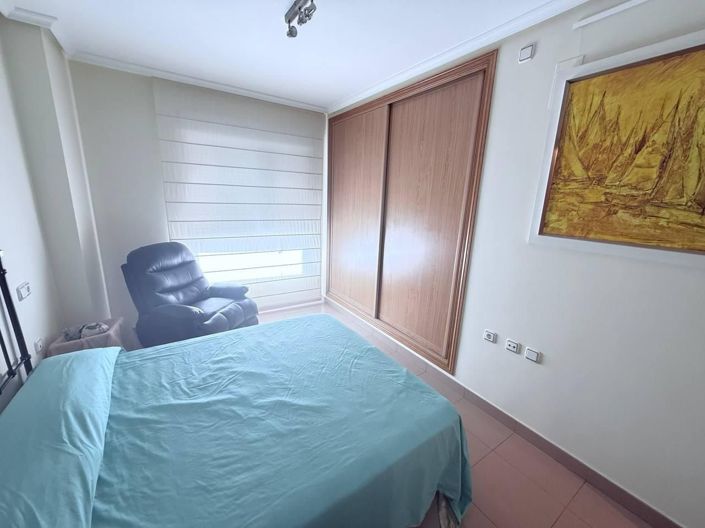 Image No.19-4 Bed Apartment for sale