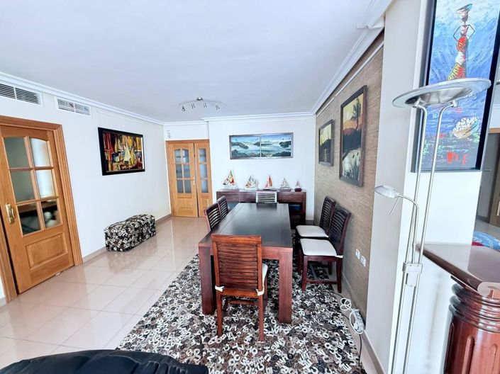 Image No.8-4 Bed Apartment for sale