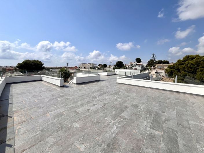Image No.29-6 Bed Villa for sale