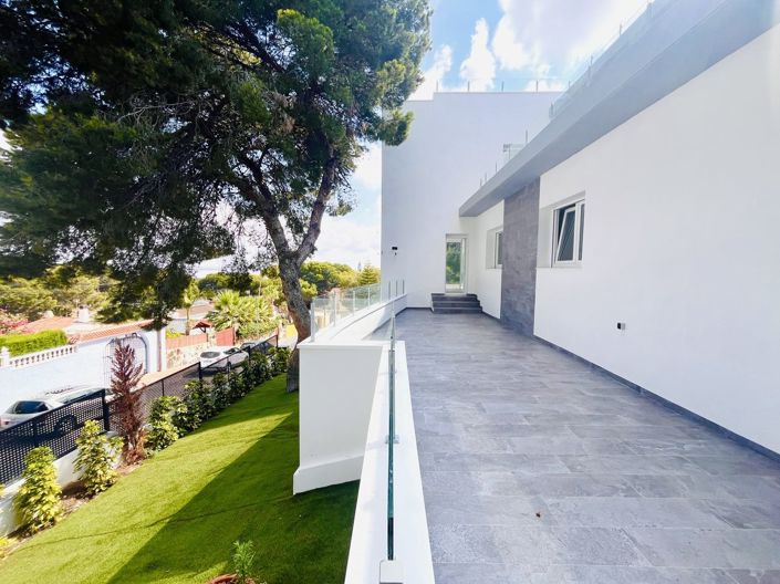 Image No.39-6 Bed Villa for sale