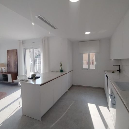 Image No.9-3 Bed Apartment for sale