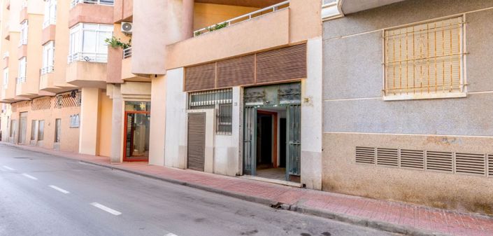Image No.31-1 Bed Property for sale