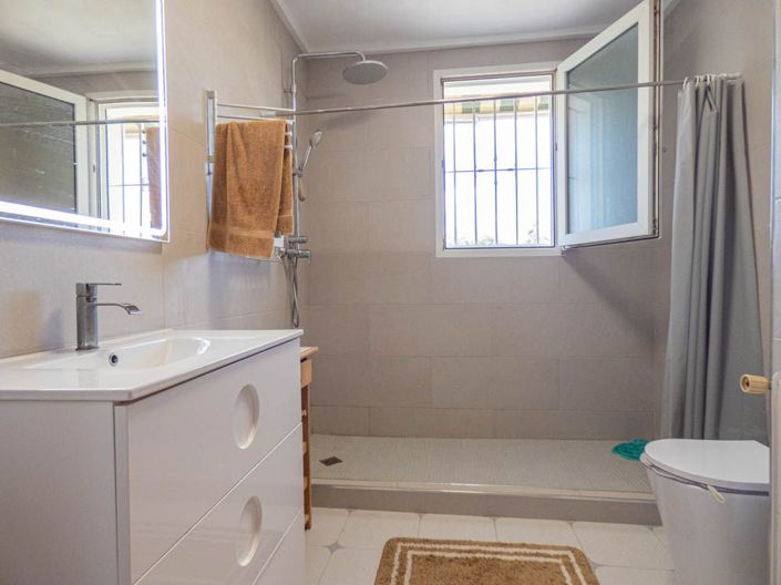 Image No.18-7 Bed Villa for sale