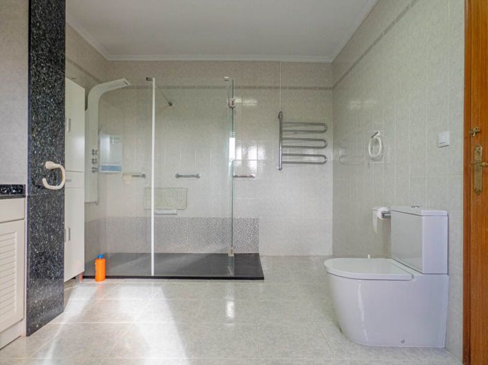 Image No.31-7 Bed Villa for sale