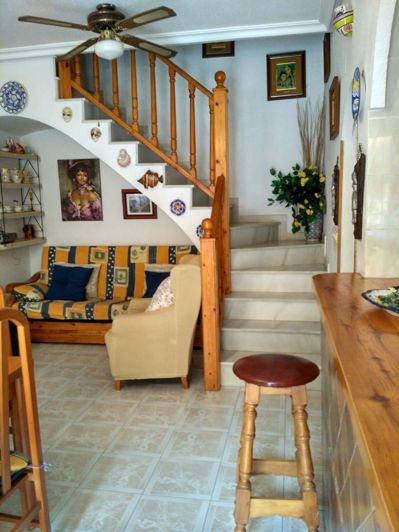 Image No.6-2 Bed House for sale