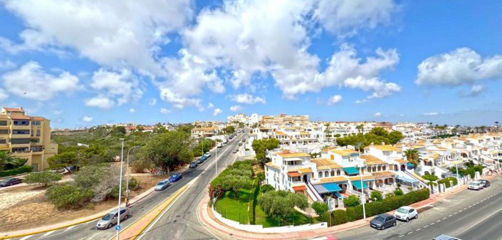 Image No.10-3 Bed Duplex for sale