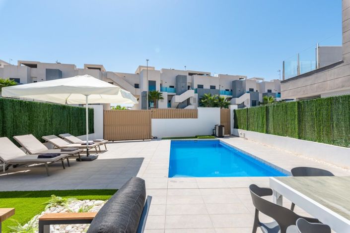 Image No.29-3 Bed Villa for sale