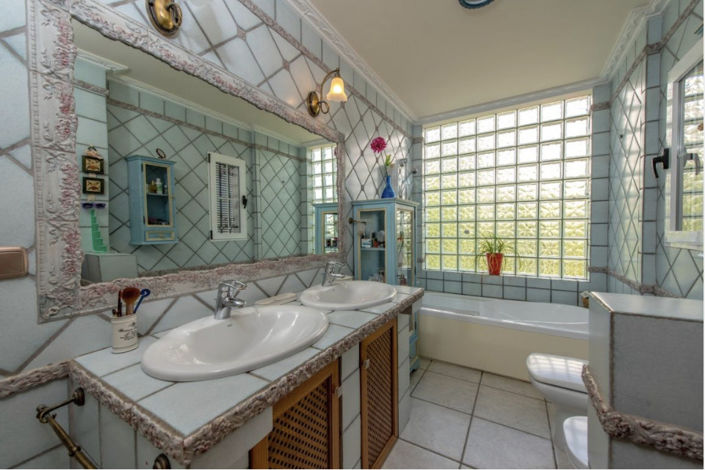 Image No.19-6 Bed Villa for sale