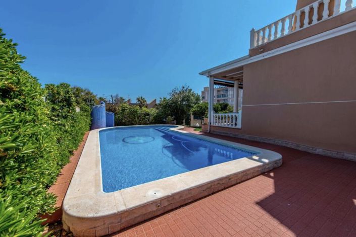 Image No.38-Villa de 6 chambres à vendre à Torrevieja
