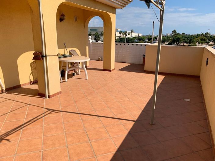 Image No.5-6 Bed Villa for sale