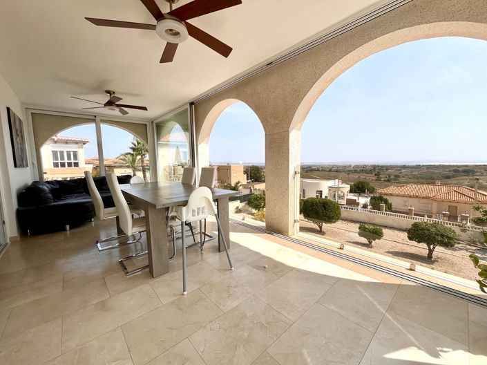 Image No.8-5 Bed Villa for sale
