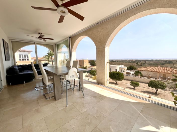 Image No.8-5 Bed Villa for sale