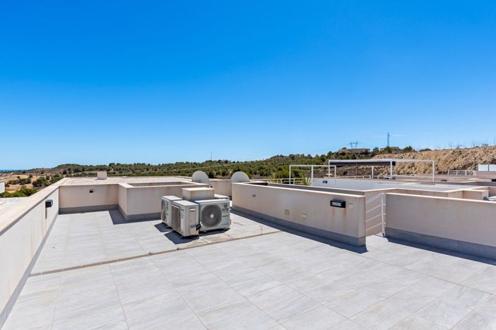 Image No.45-5 Bed Villa for sale
