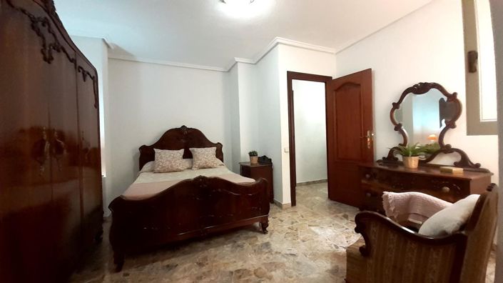 Image No.26-4 Bed Apartment for sale