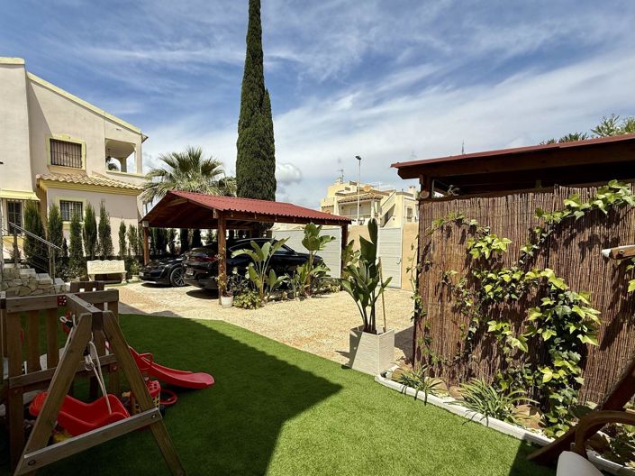 Image No.14-4 Bed Villa for sale