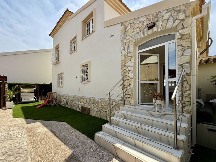 Image No.40-4 Bed Villa for sale