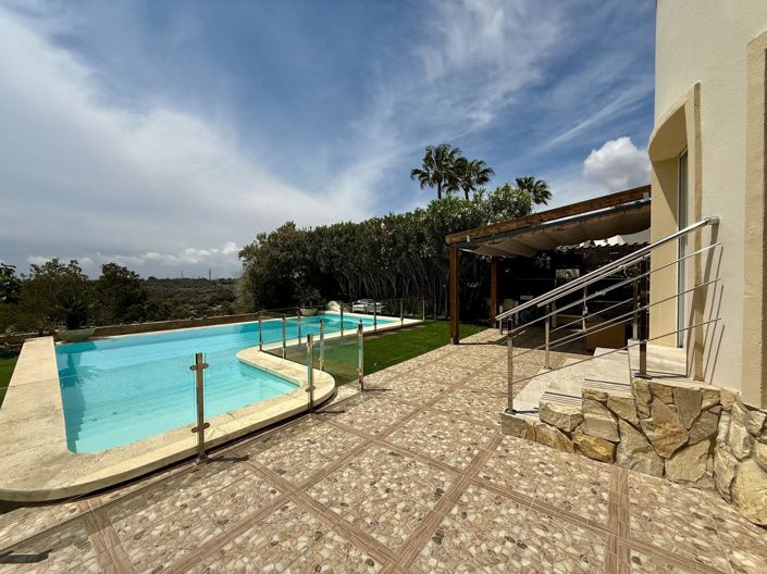 Image No.5-4 Bed Villa for sale