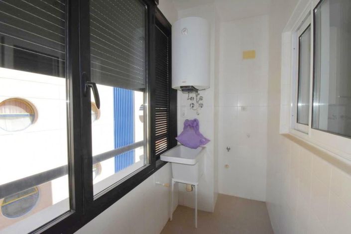 Image No.13-3 Bed Apartment for sale