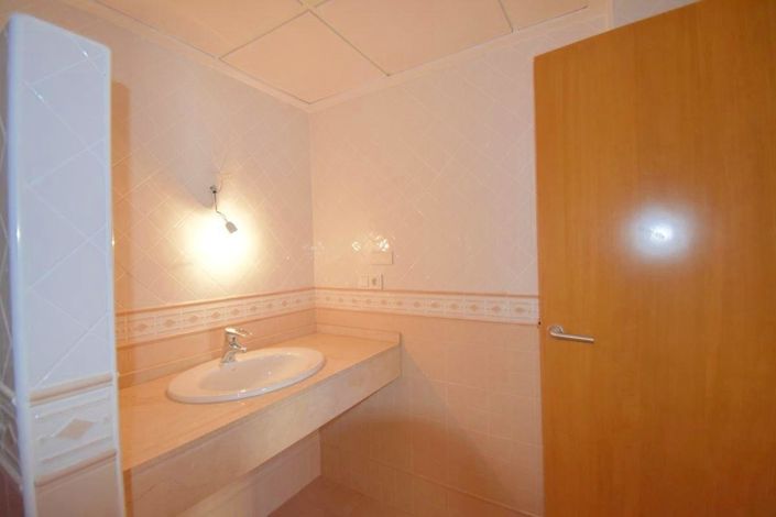 Image No.29-3 Bed Apartment for sale