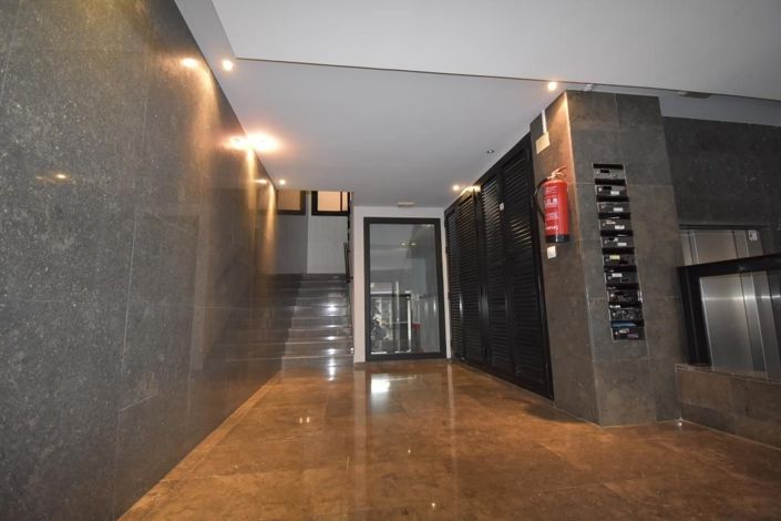 Image No.36-3 Bed Apartment for sale