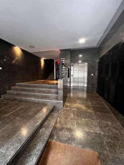 Image No.39-3 Bed Apartment for sale