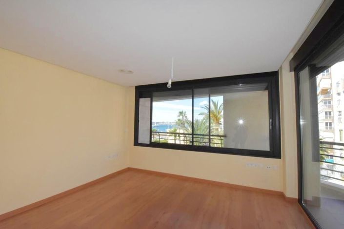 Image No.6-3 Bed Apartment for sale