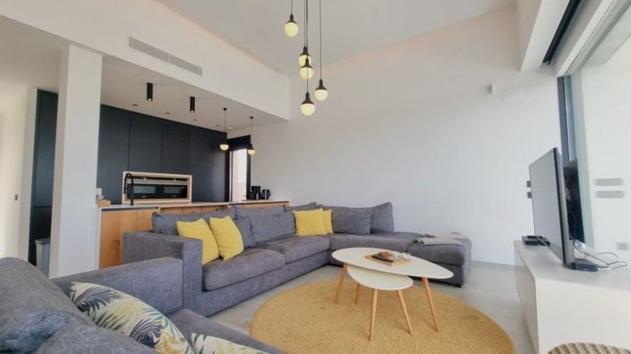 Image No.7-4 Bed Villa for sale