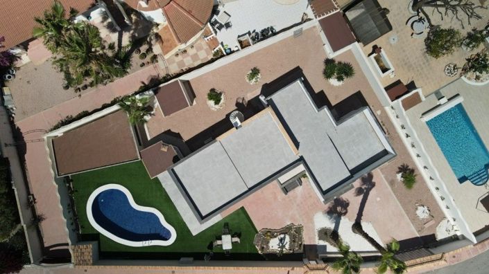 Image No.2-3 Bed Villa for sale