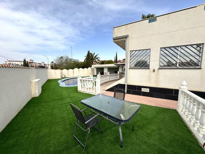 Image No.4-3 Bed Villa for sale